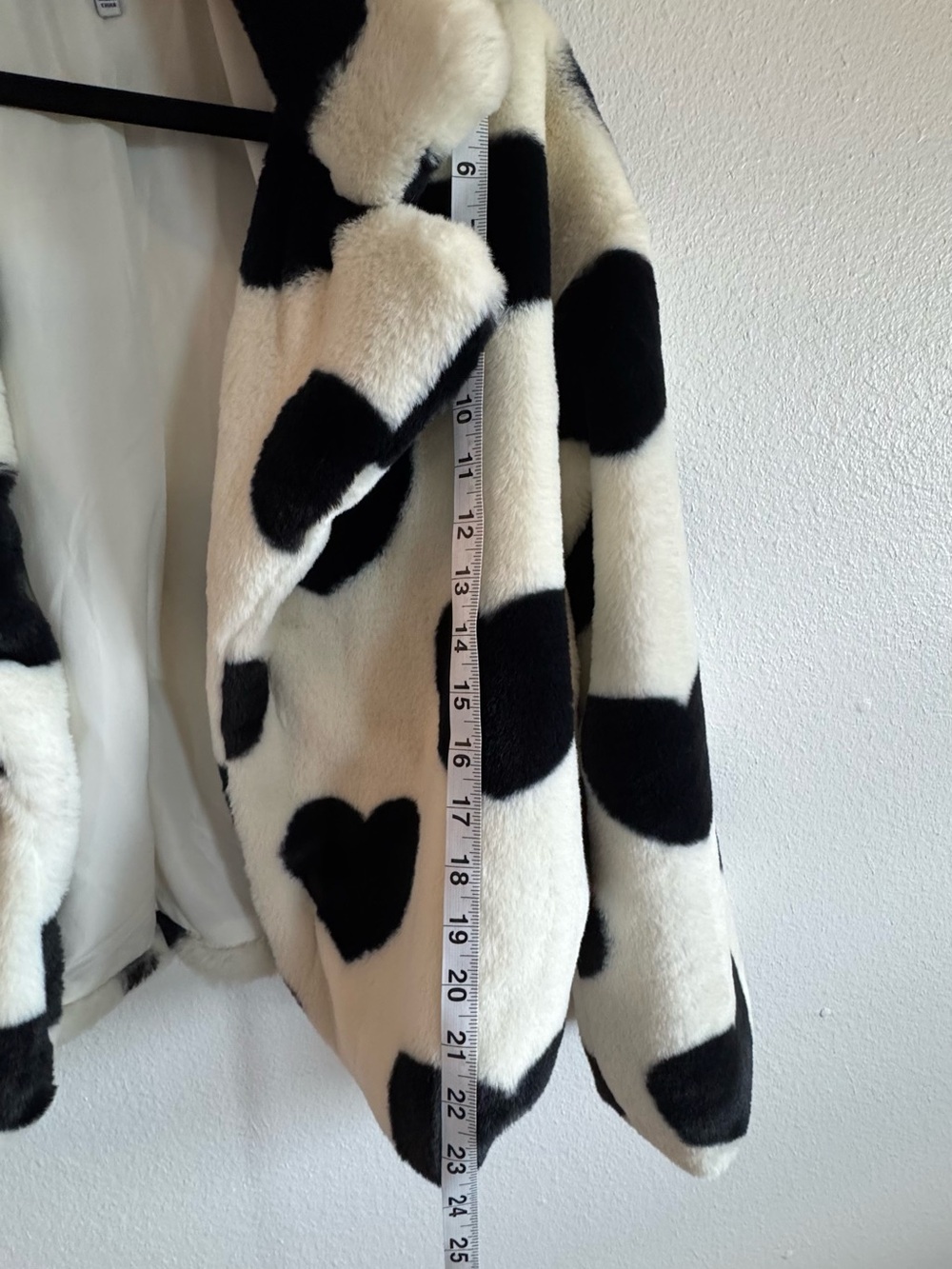 Stoosh Black & White Heart Print Teddy Jacket - Picture 5 of 5